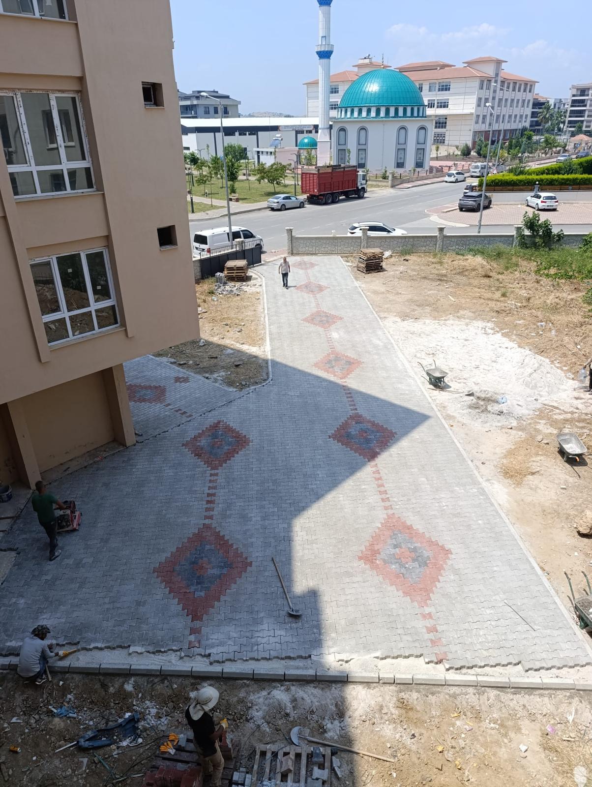 izmir kilit parke tasi haziran 4